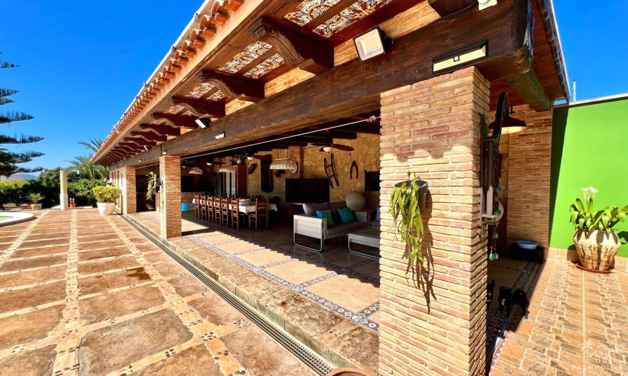 Resale - Villa - Almoradi - Comunidad Valenciana