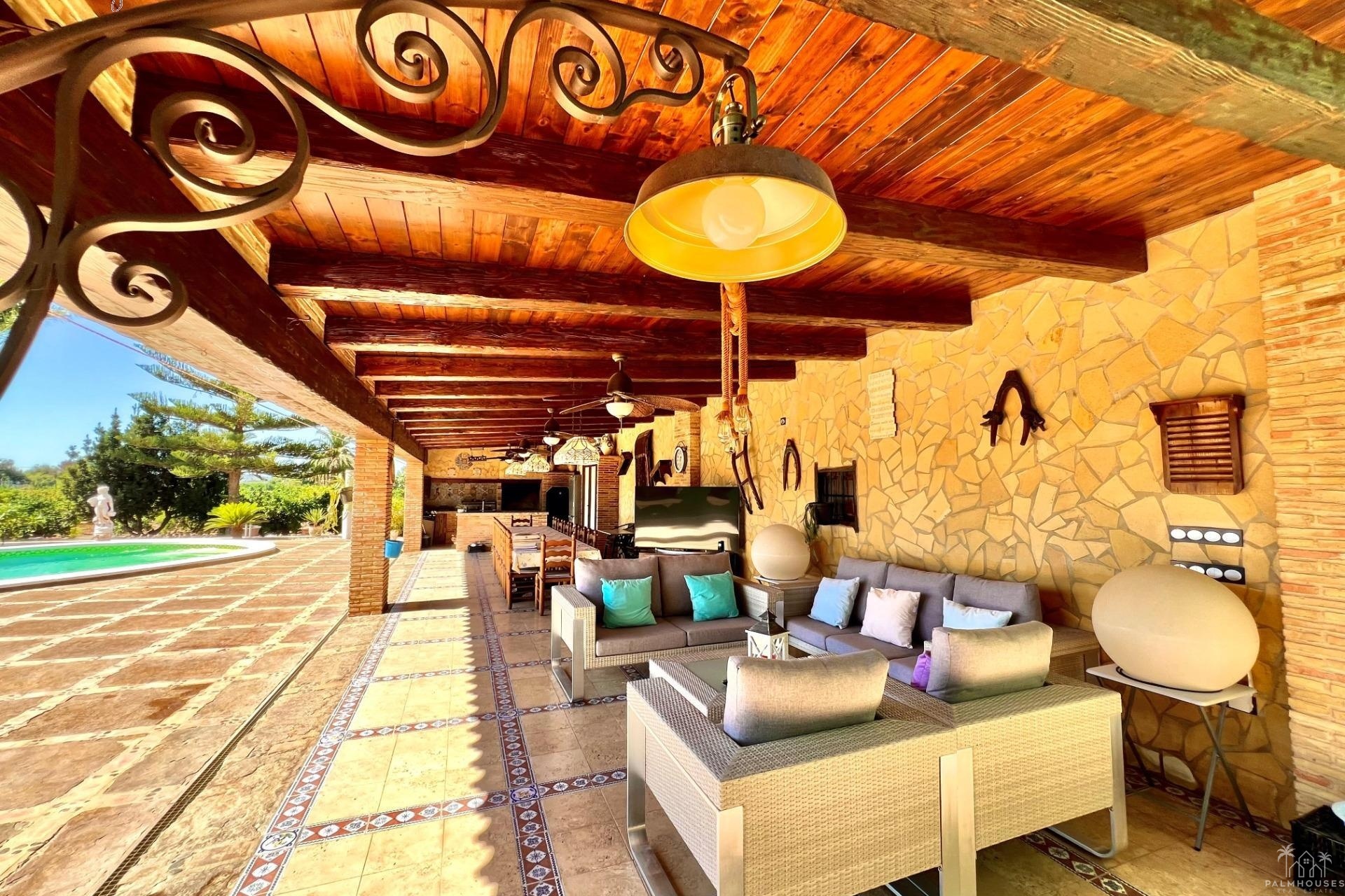 Resale - Villa - Almoradi - Comunidad Valenciana