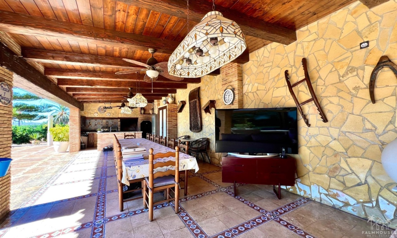 Resale - Villa - Almoradi - Comunidad Valenciana