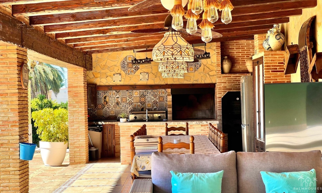 Resale - Villa - Almoradi - Comunidad Valenciana