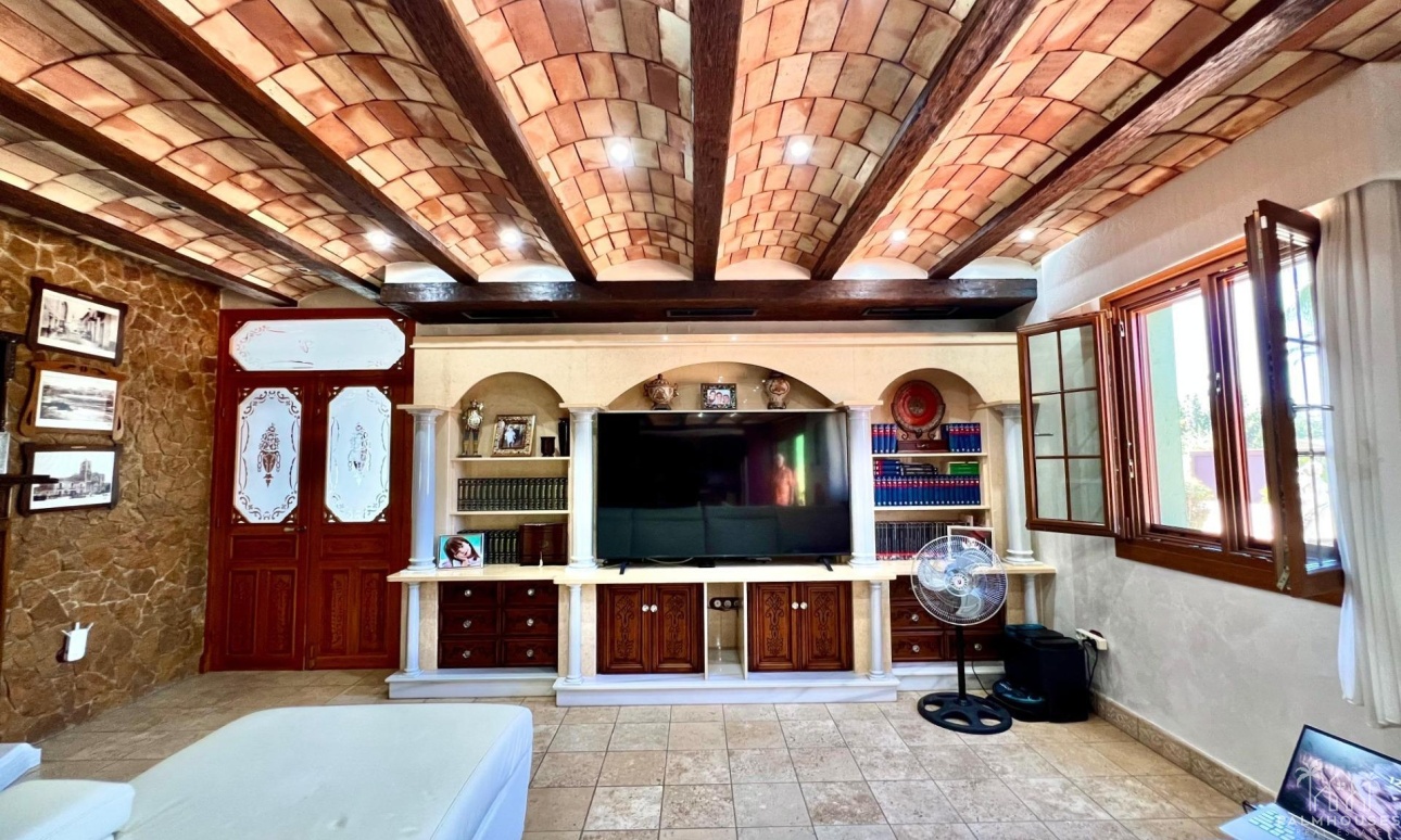Resale - Villa - Almoradi - Comunidad Valenciana