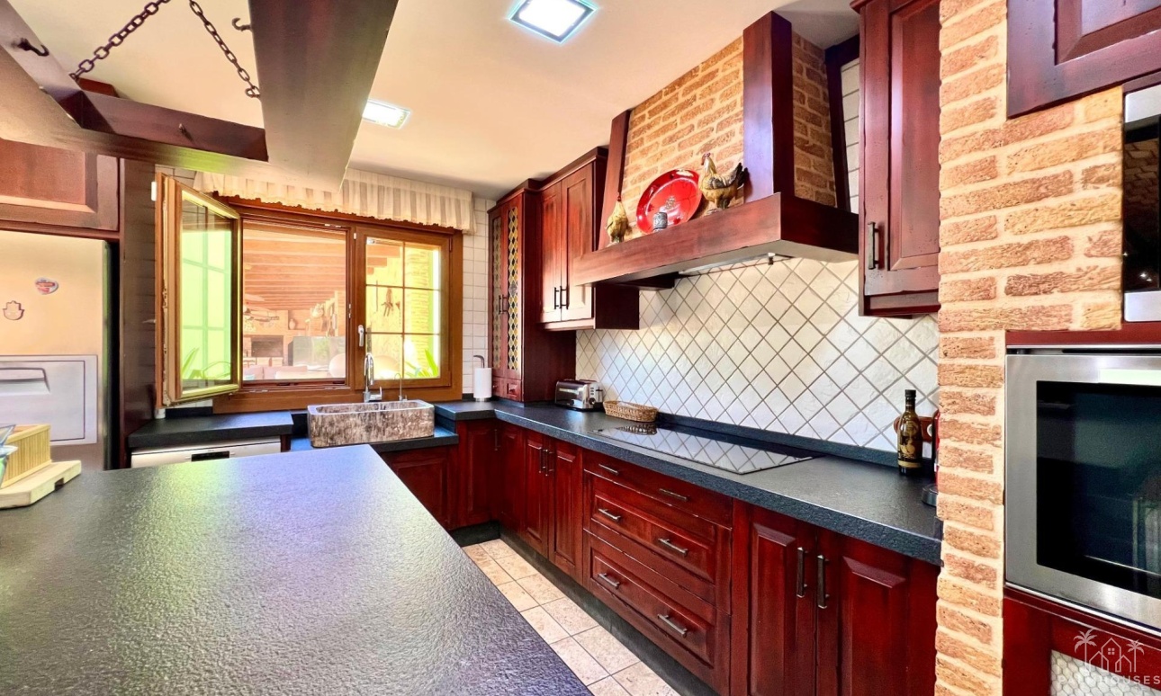 Resale - Villa - Almoradi - Comunidad Valenciana