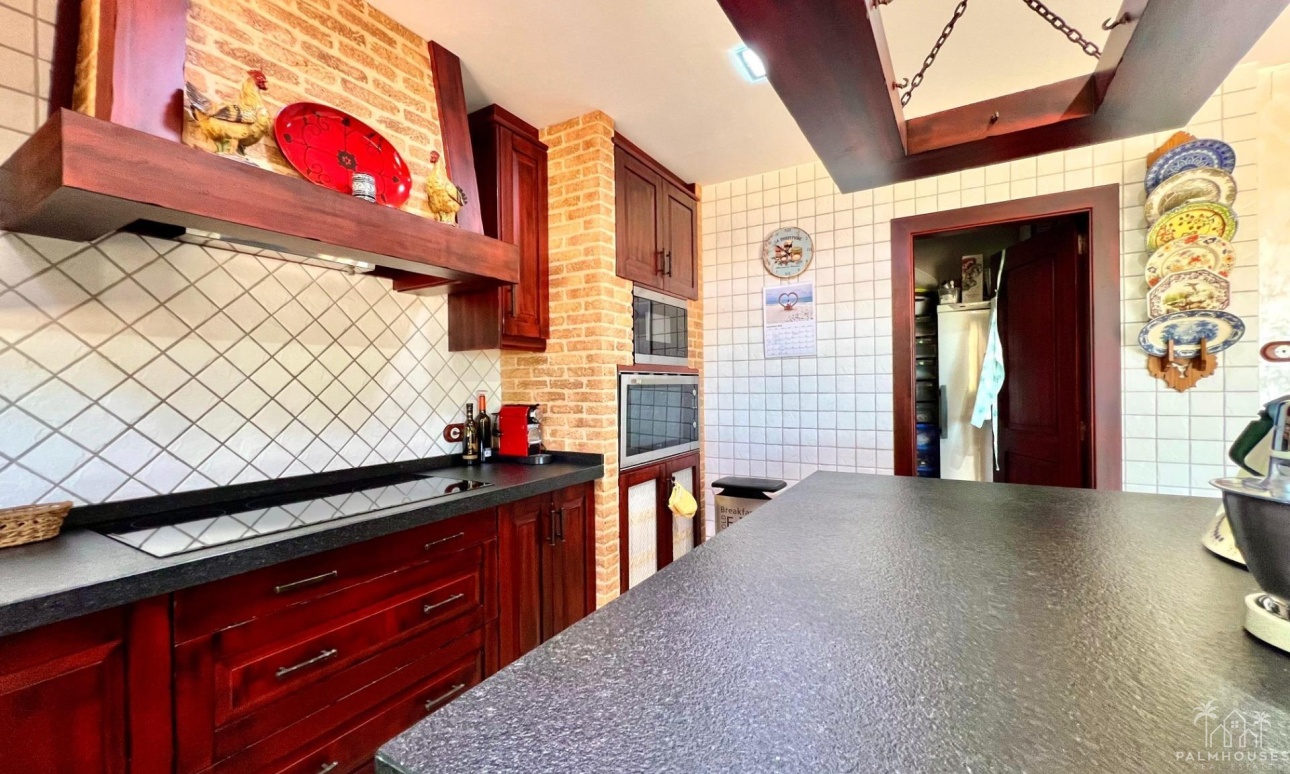 Resale - Villa - Almoradi - Comunidad Valenciana