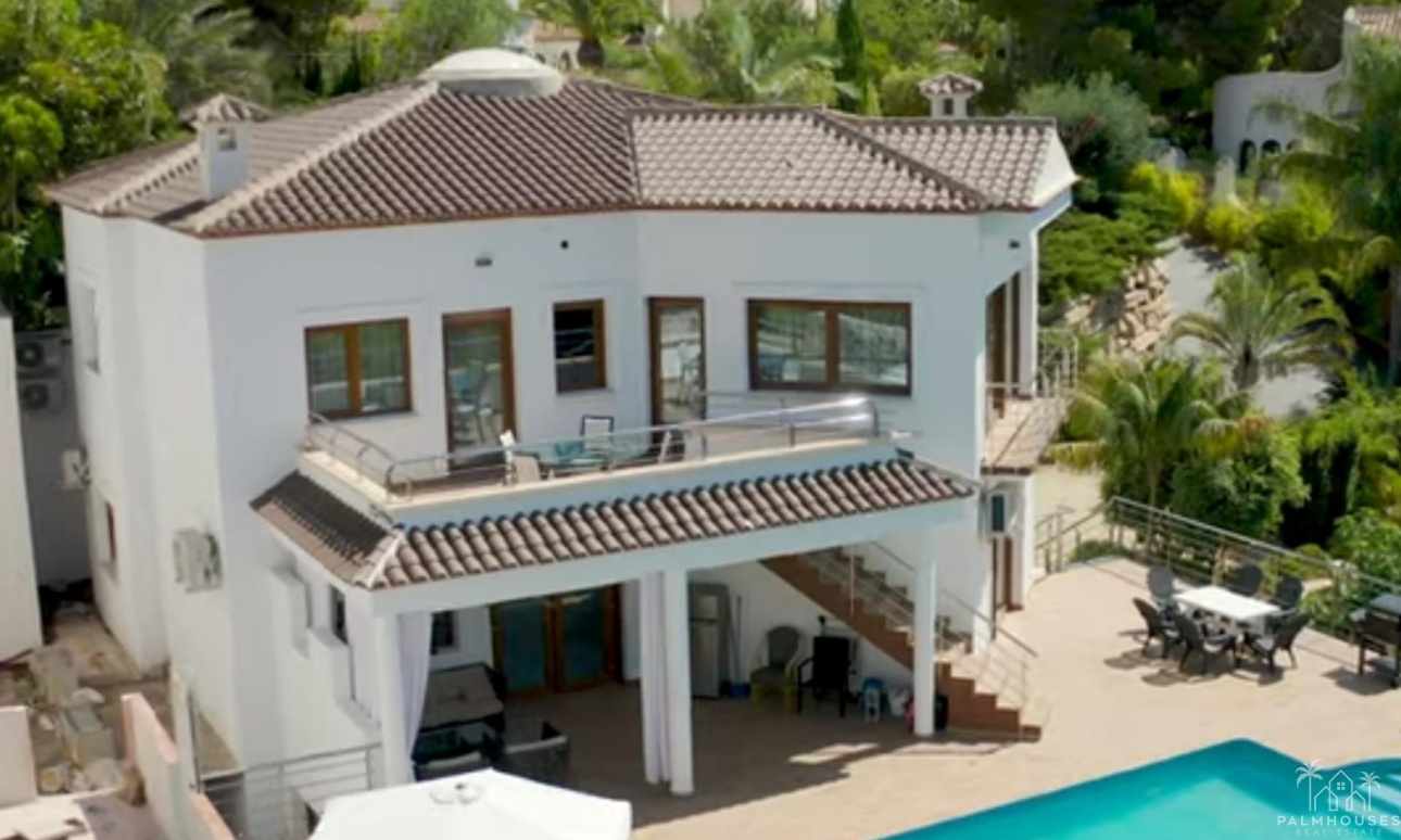 Resale - Villa - Altea