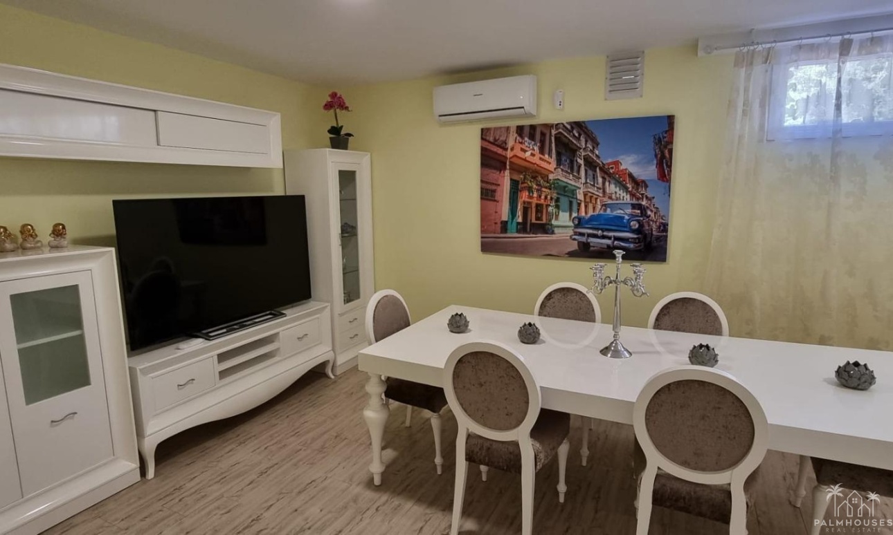 Resale - Villa - Altea