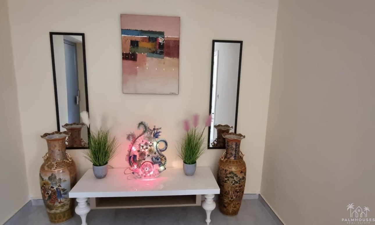 Resale - Villa - Altea