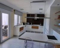 Resale - Villa - Altea