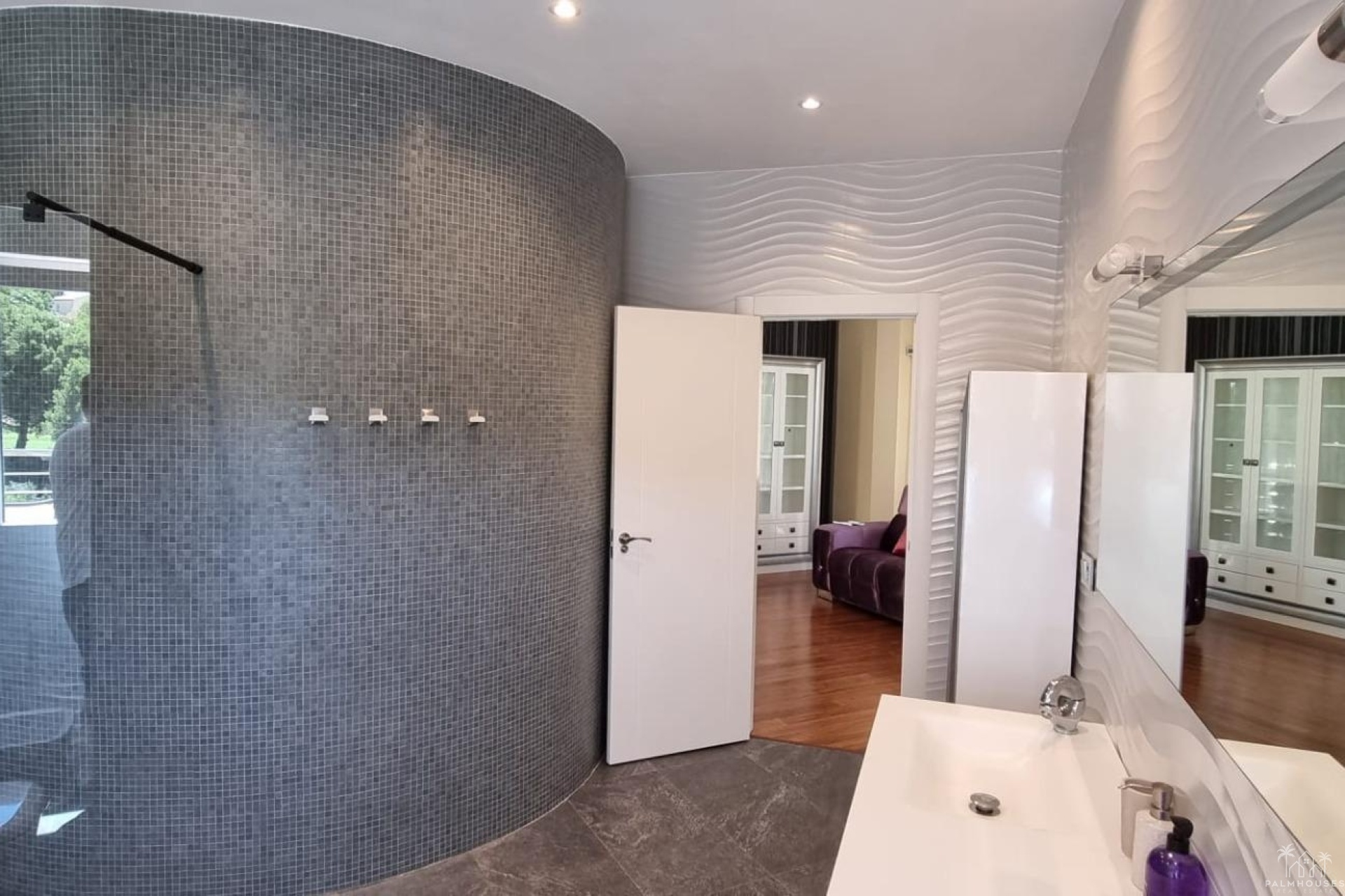 Resale - Villa - Altea