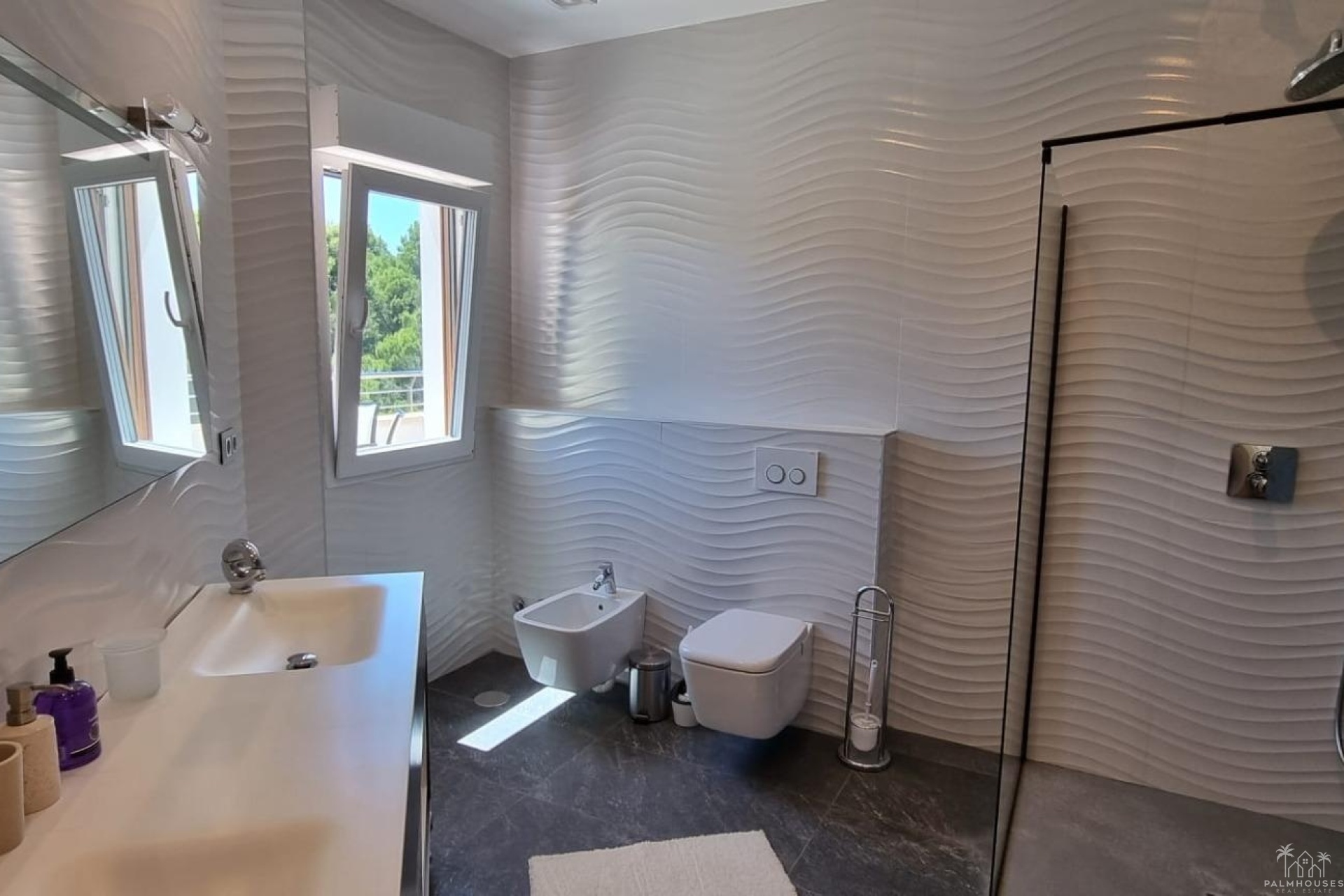 Resale - Villa - Altea