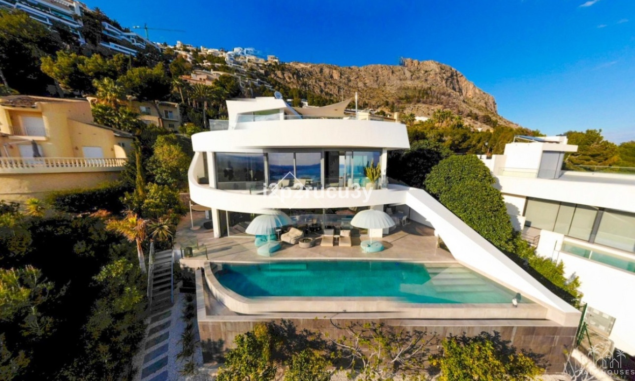 Resale - Villa - Altea