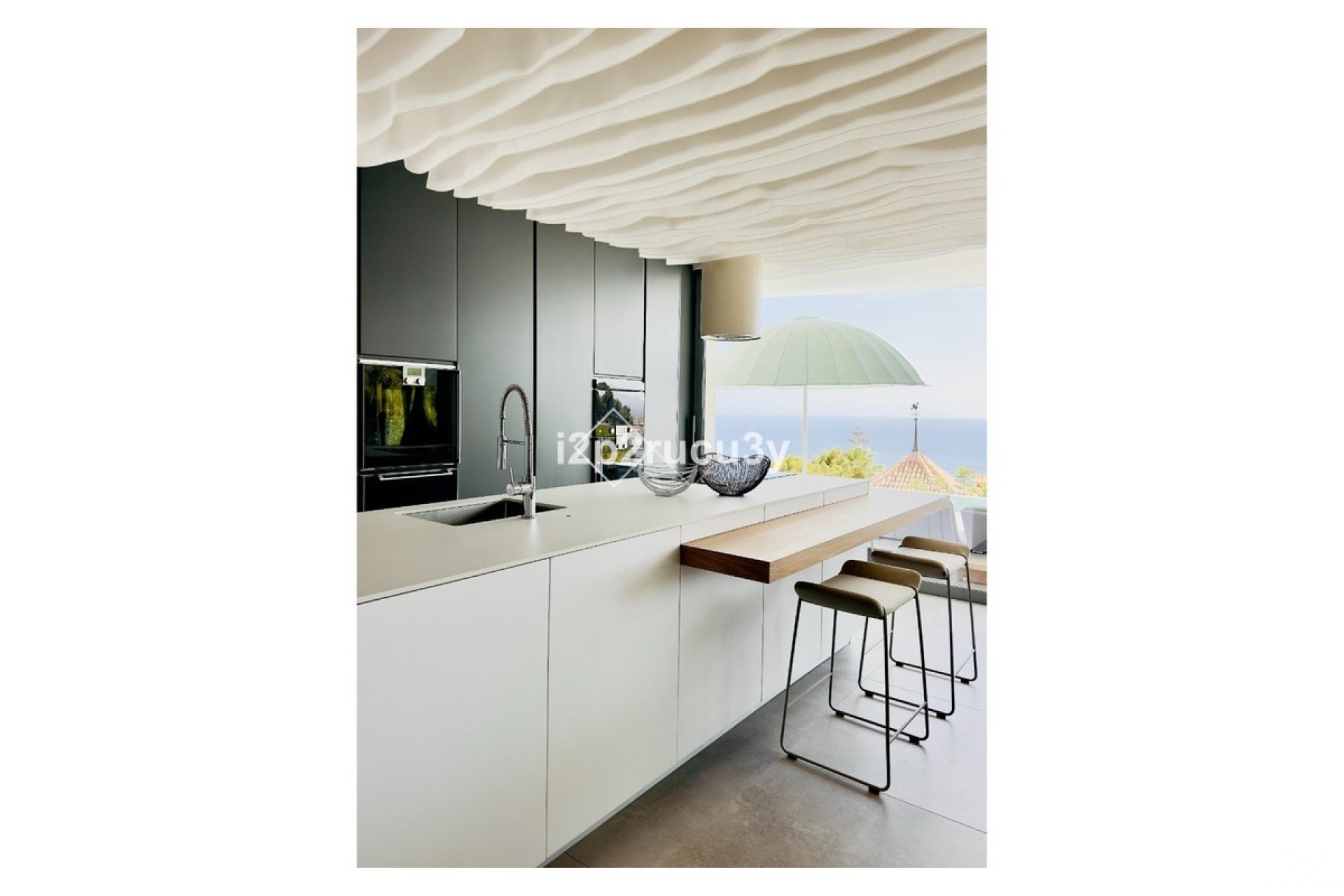 Resale - Villa - Altea