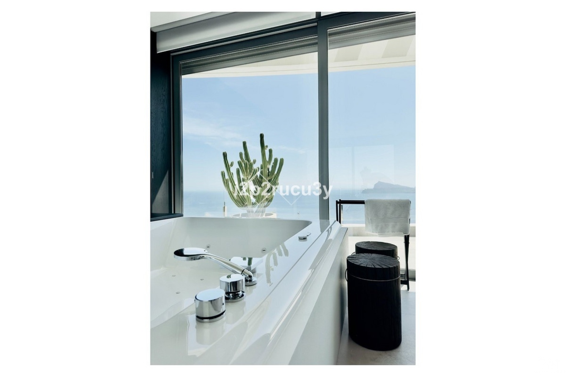 Resale - Villa - Altea