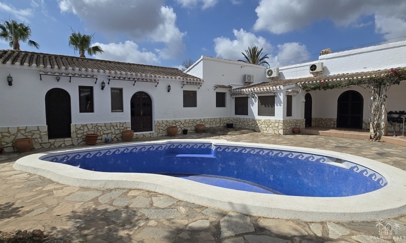 Resale - Villa - Bedar