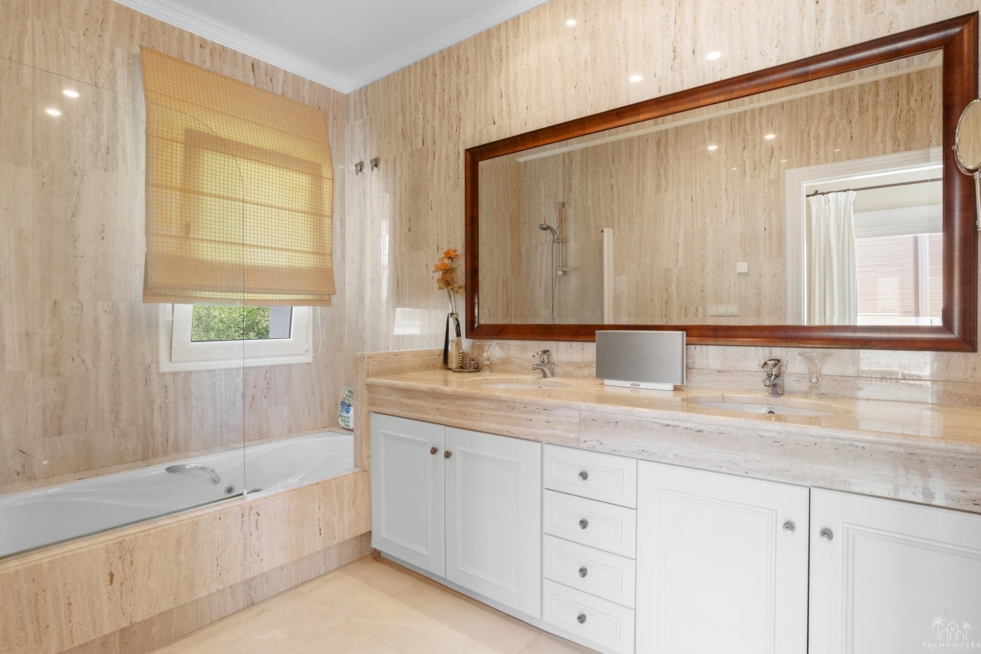 Resale - Villa - Benahavís - Cortés