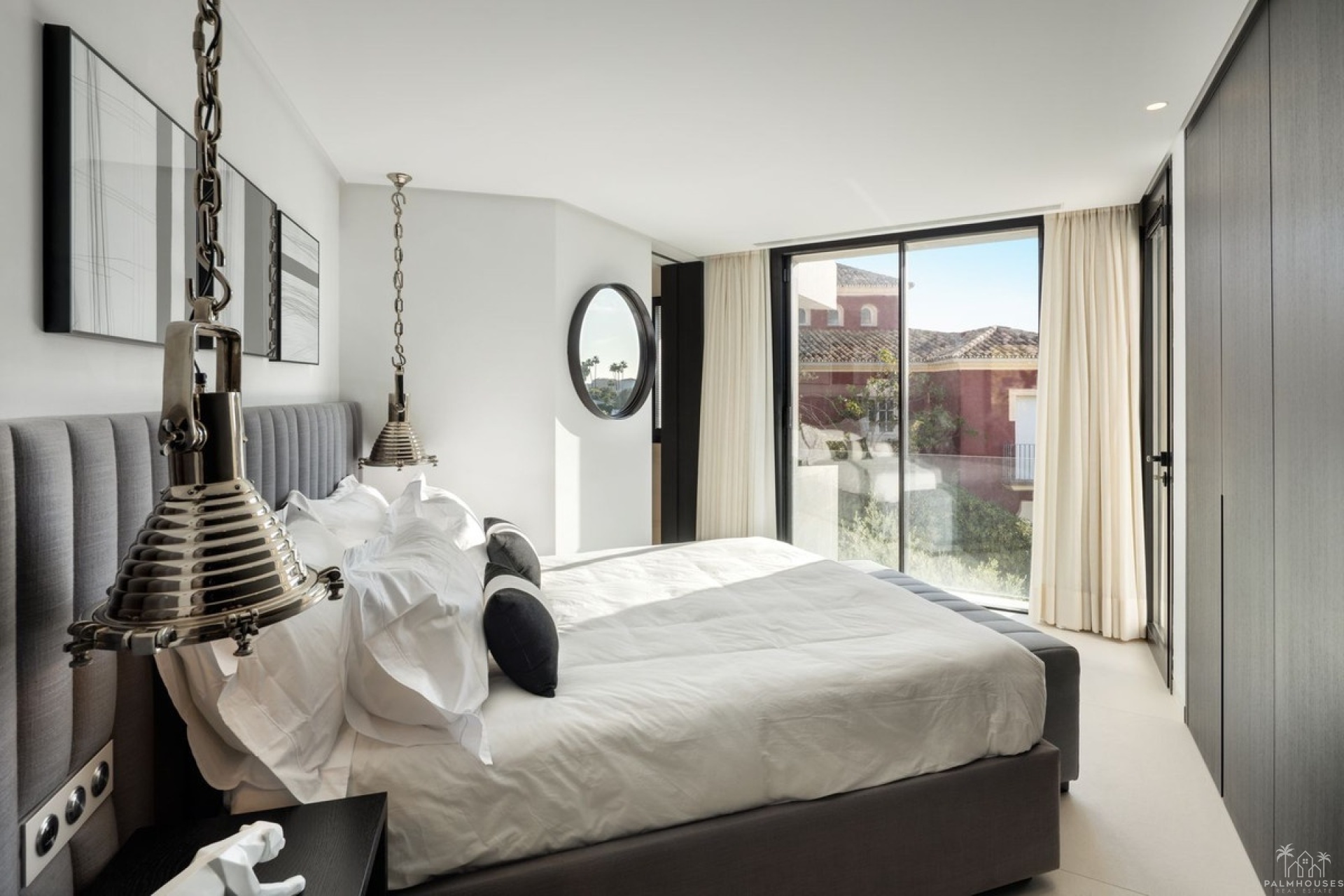 Resale - Villa - Benahavís - Costa del Sol