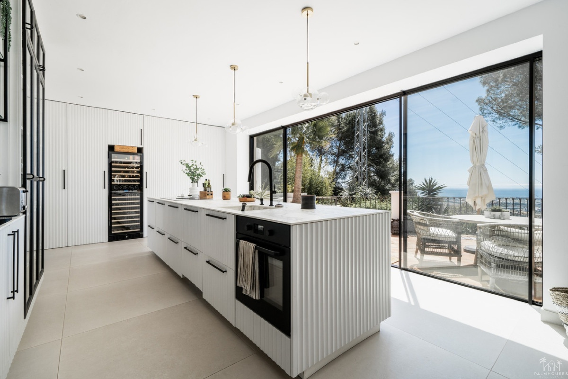 Resale - Villa - Benahavís - Costa del Sol