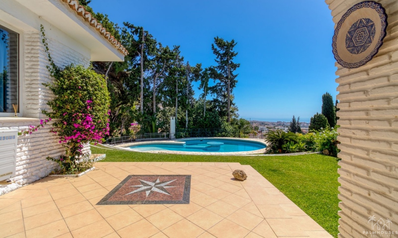 Resale - Villa - Benalmádena - Costa del Sol