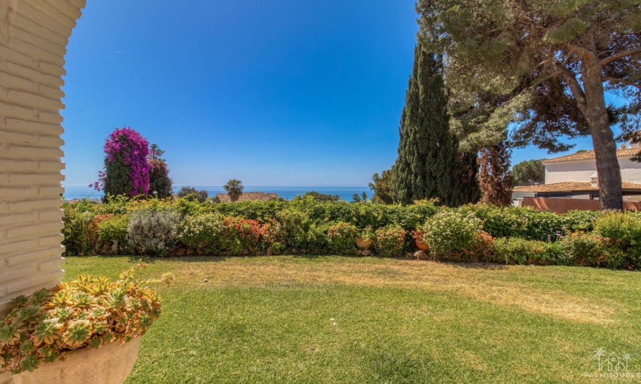 Resale - Villa - Benalmádena - Costa del Sol