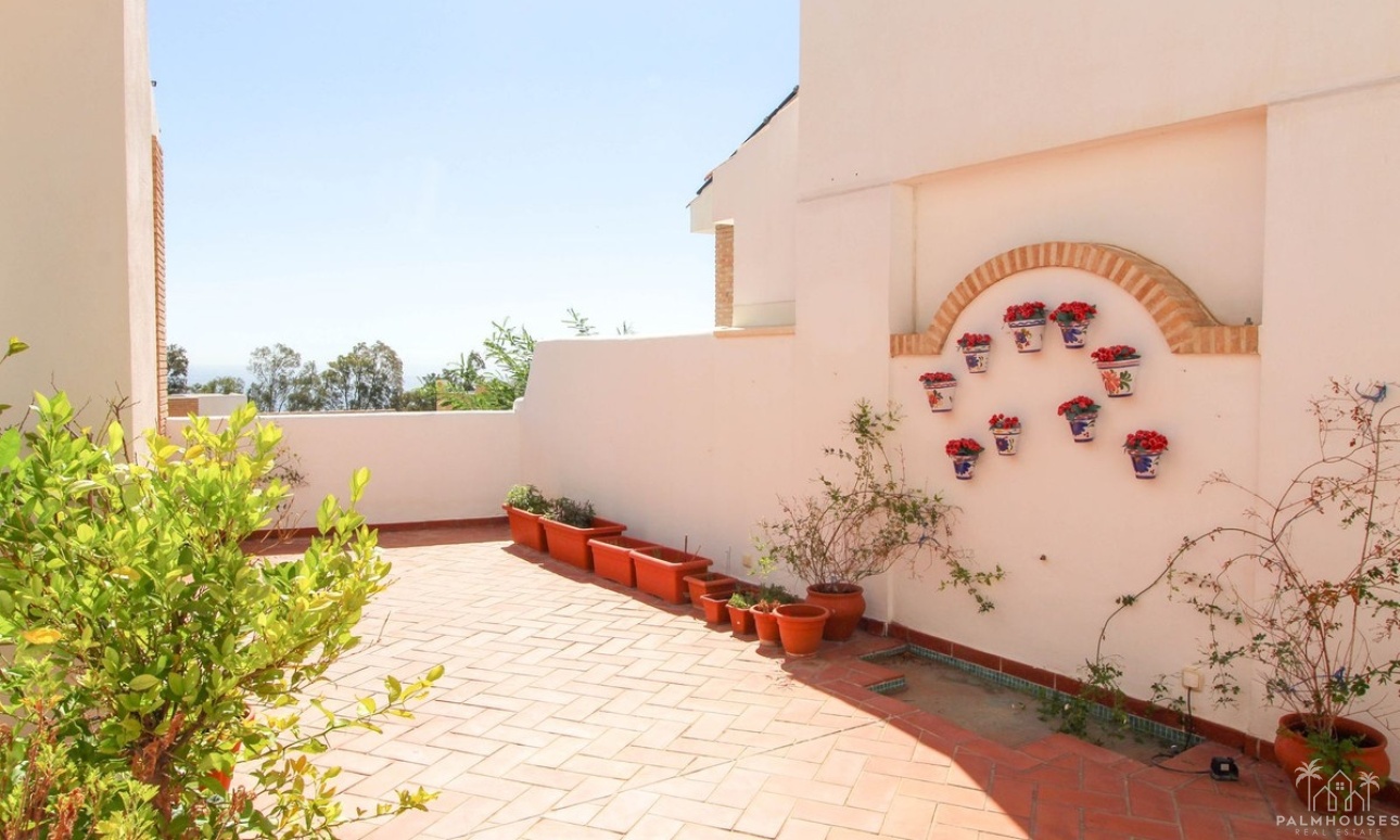 Resale - Villa - Benalmádena - Costa del Sol