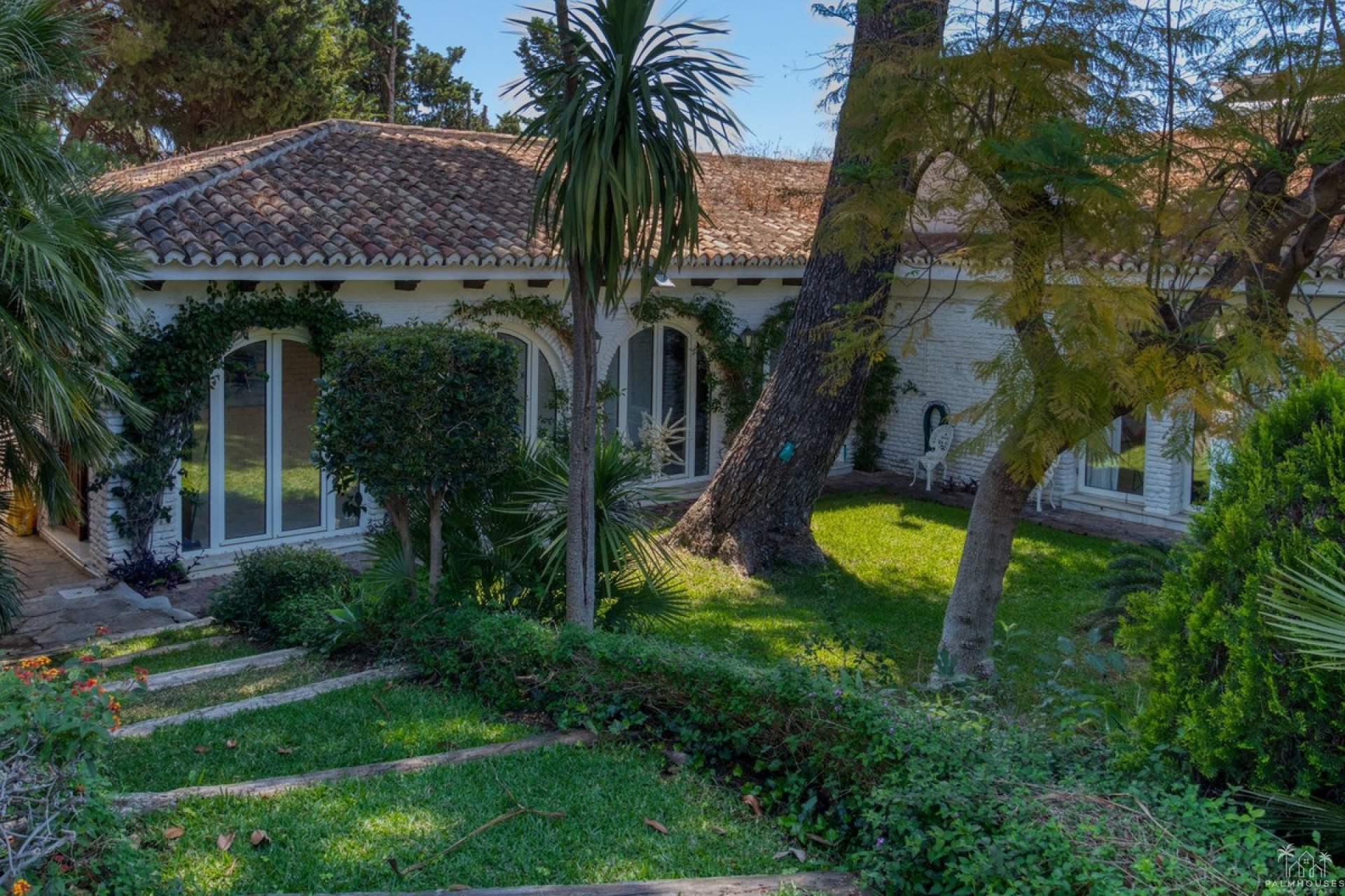 Resale - Villa - Benalmádena - Costa del Sol