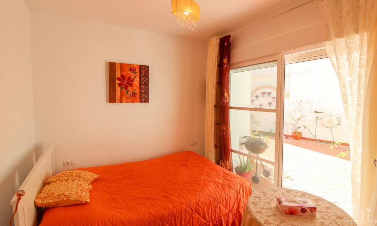 Resale - Villa - Benalmádena - Costa del Sol