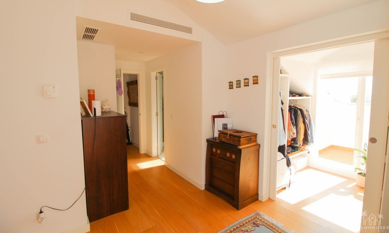 Resale - Villa - Benalmádena - Costa del Sol