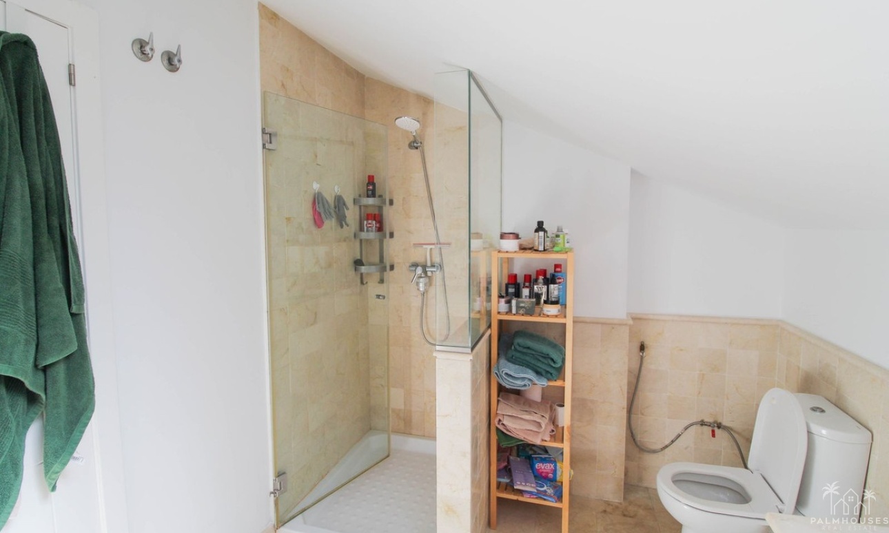 Resale - Villa - Benalmádena - Costa del Sol