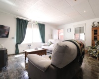 Resale - Villa - Benferri