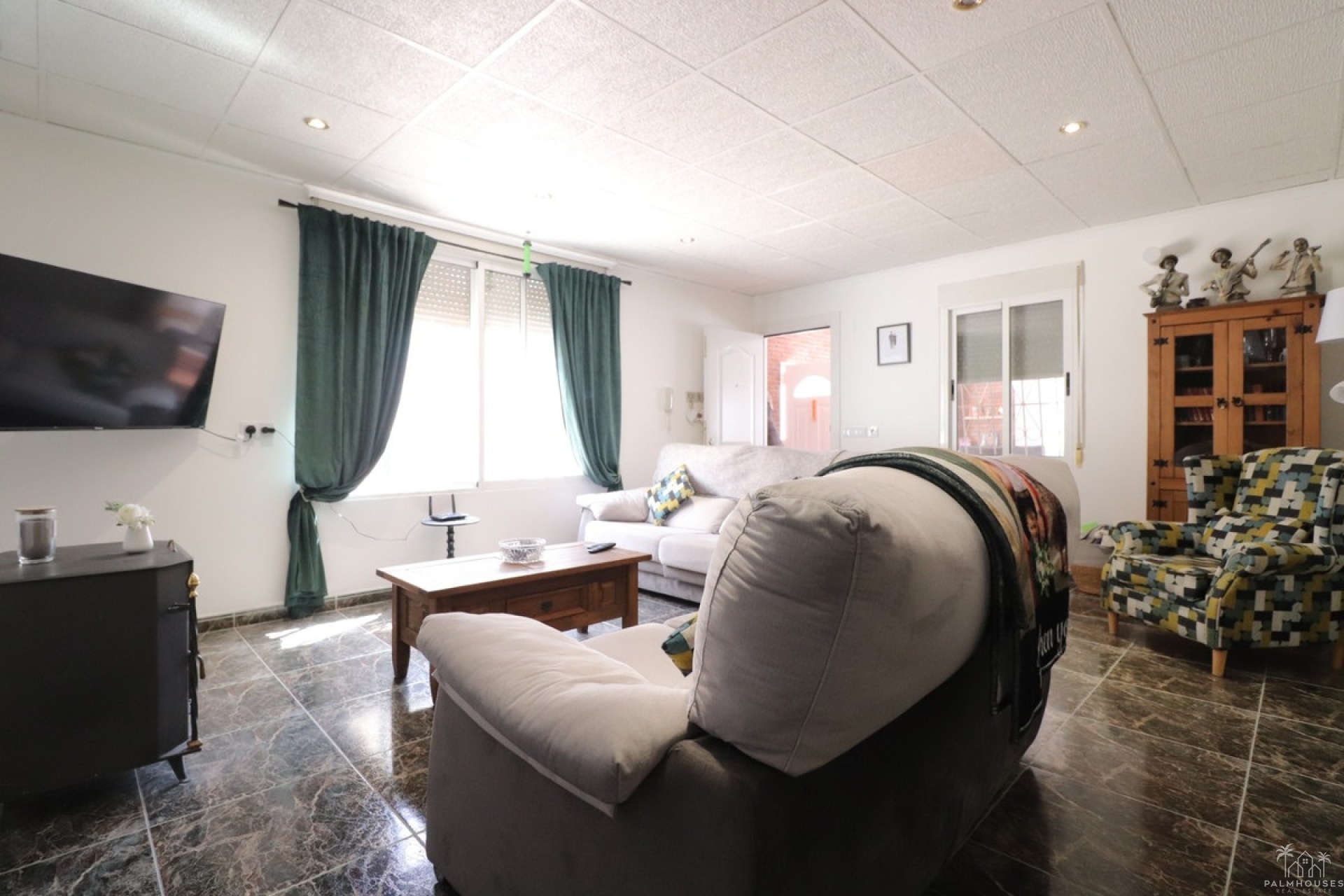 Resale - Villa - Benferri