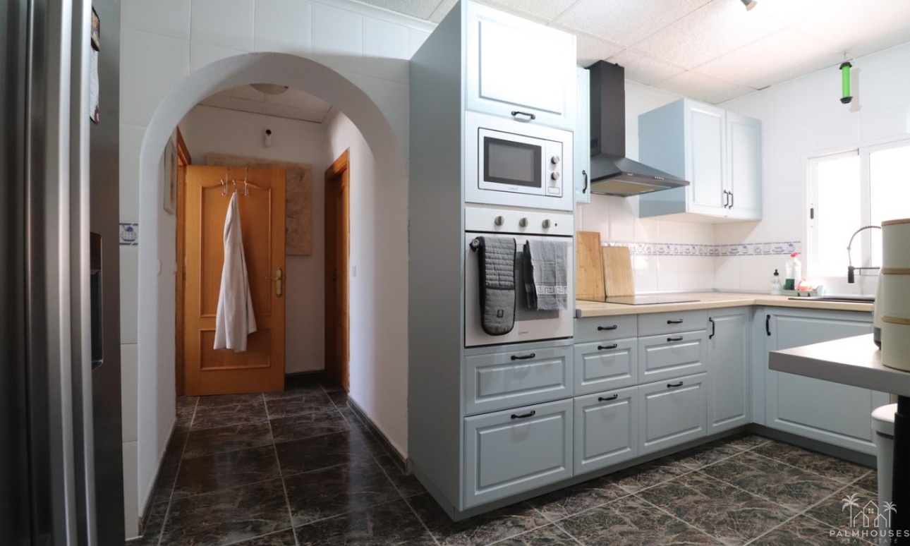 Resale - Villa - Benferri