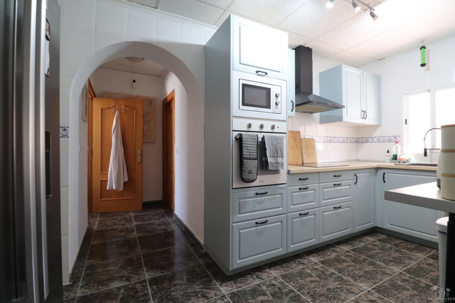 Resale - Villa - Benferri