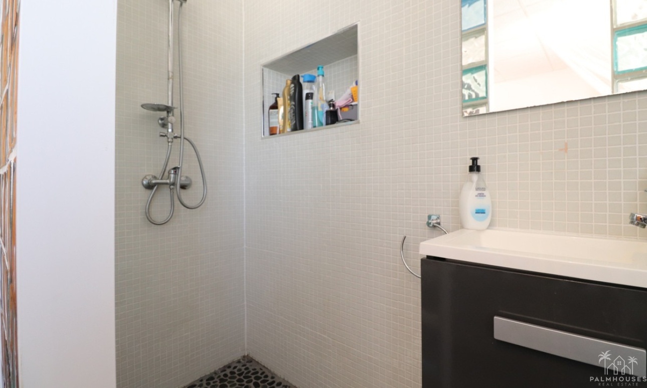 Resale - Villa - Benferri