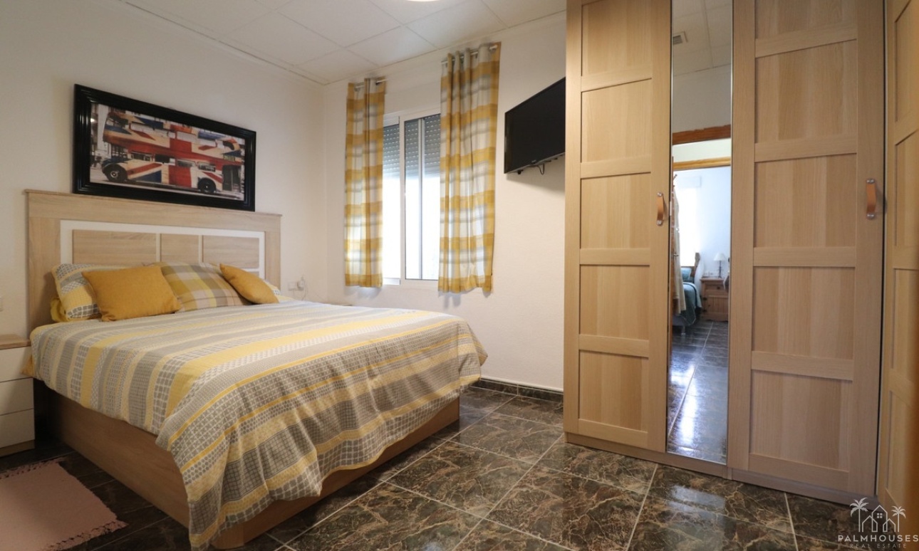Resale - Villa - Benferri