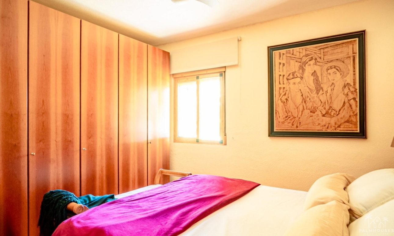 Resale - Villa - Benidorm - Benidorm Centro