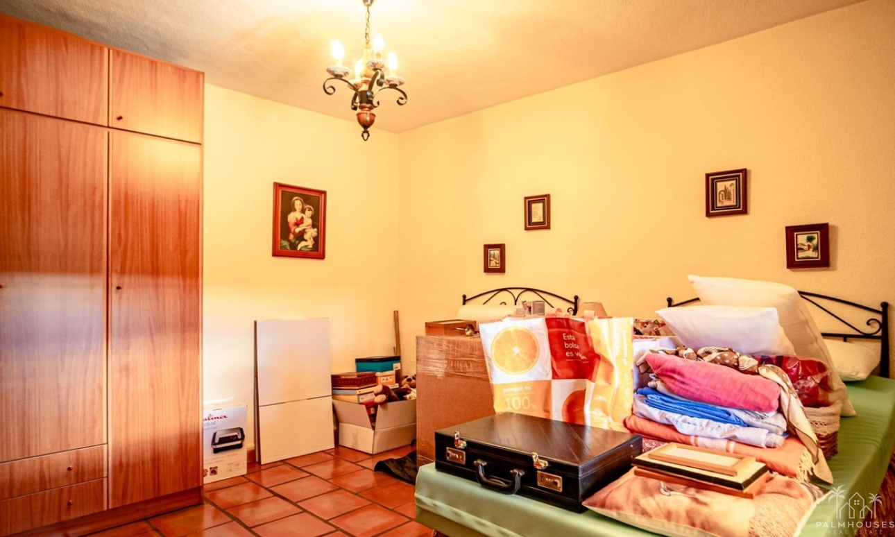 Resale - Villa - Benidorm - Benidorm Centro