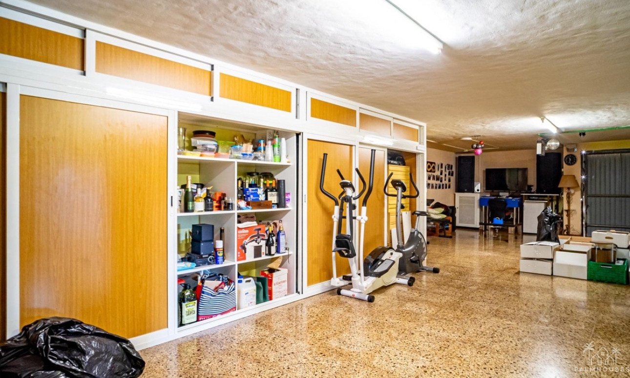 Resale - Villa - Benidorm - Benidorm Centro
