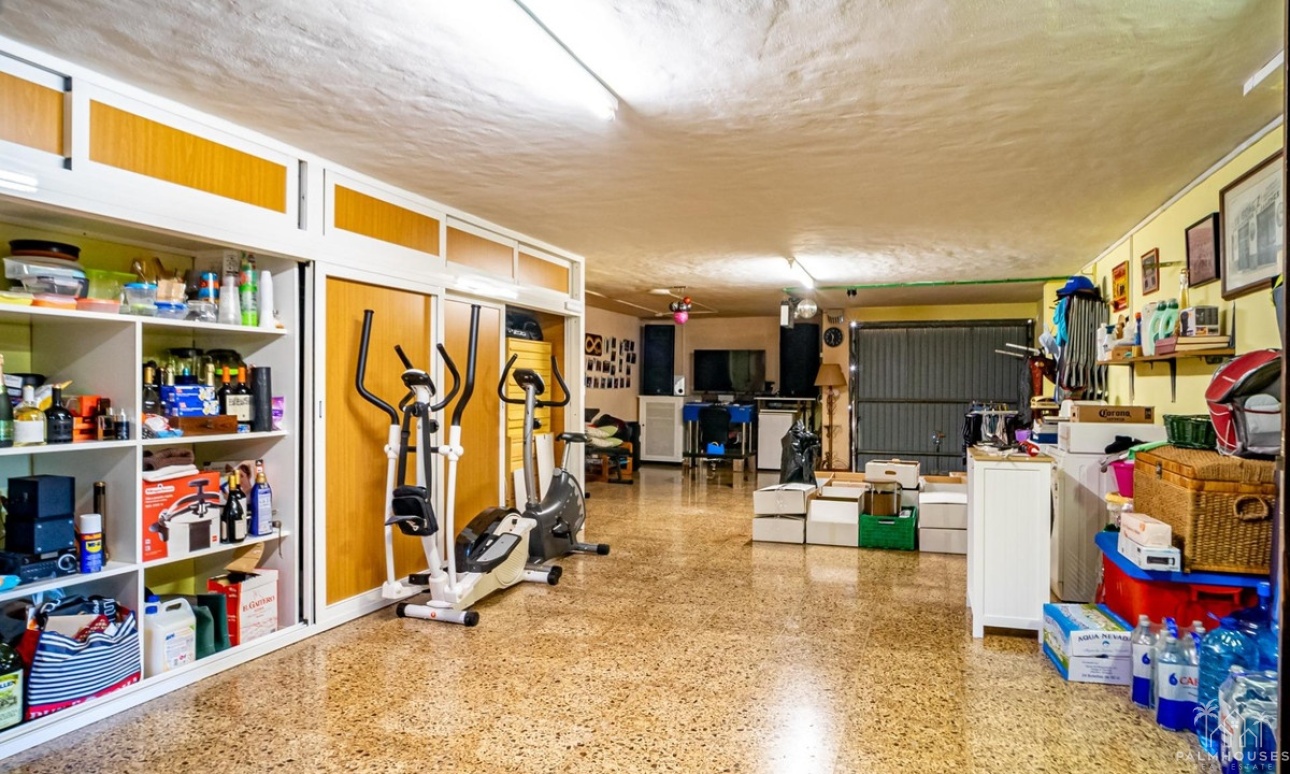 Resale - Villa - Benidorm - Benidorm Centro