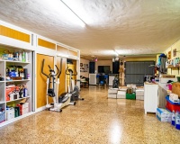 Resale - Villa - Benidorm - Benidorm Centro