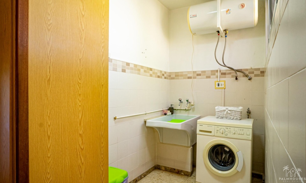 Resale - Villa - Benidorm - Benidorm Centro
