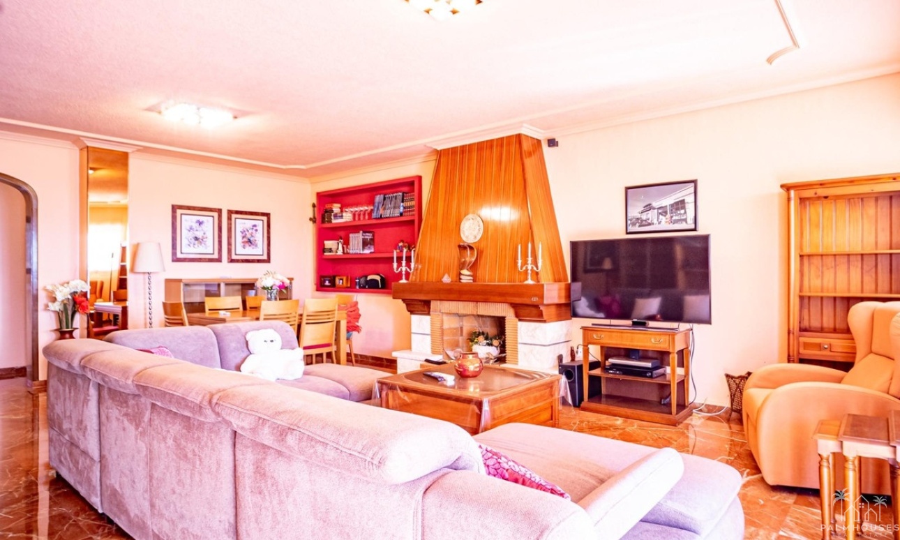Resale - Villa - Benidorm - Benidorm Centro