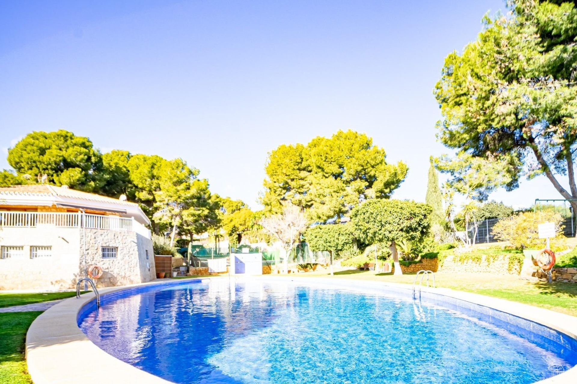 Resale - Villa - Benidorm - Benidorm Centro
