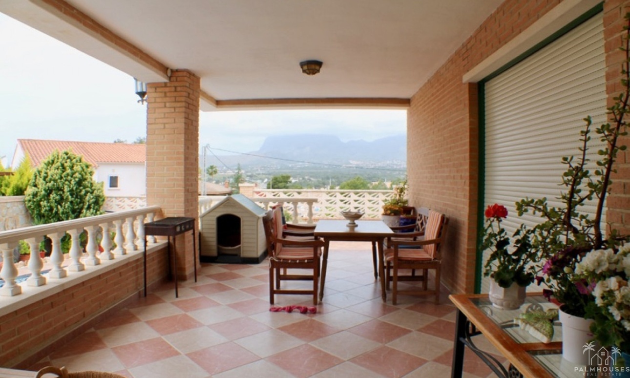 Resale - Villa - Benidorm - Benidorm Centro