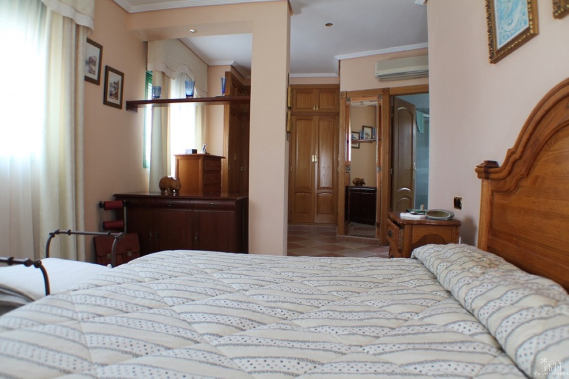 Resale - Villa - Benidorm - Benidorm Centro