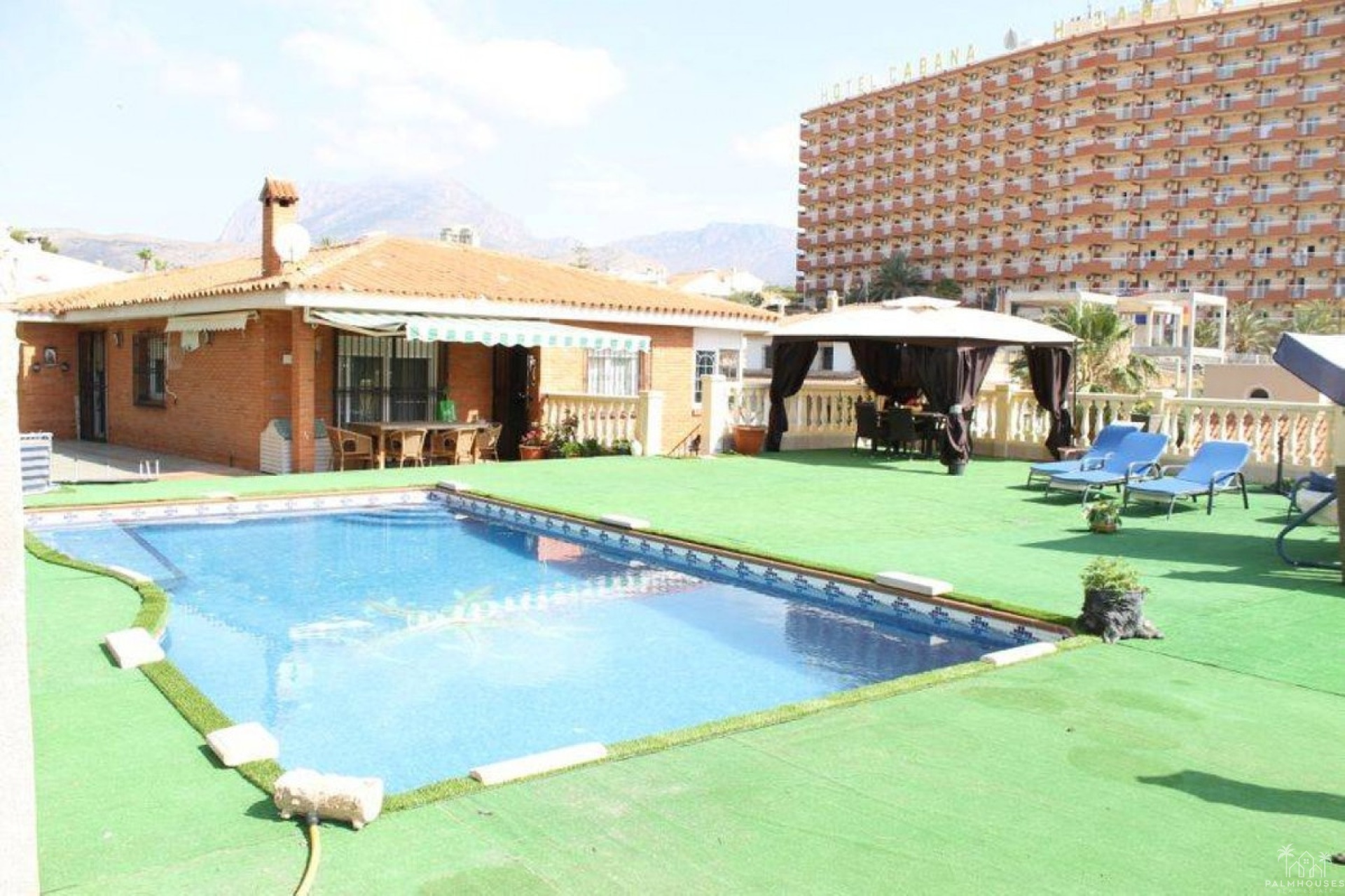 Resale - Villa - Benidorm - Benidorm Centro