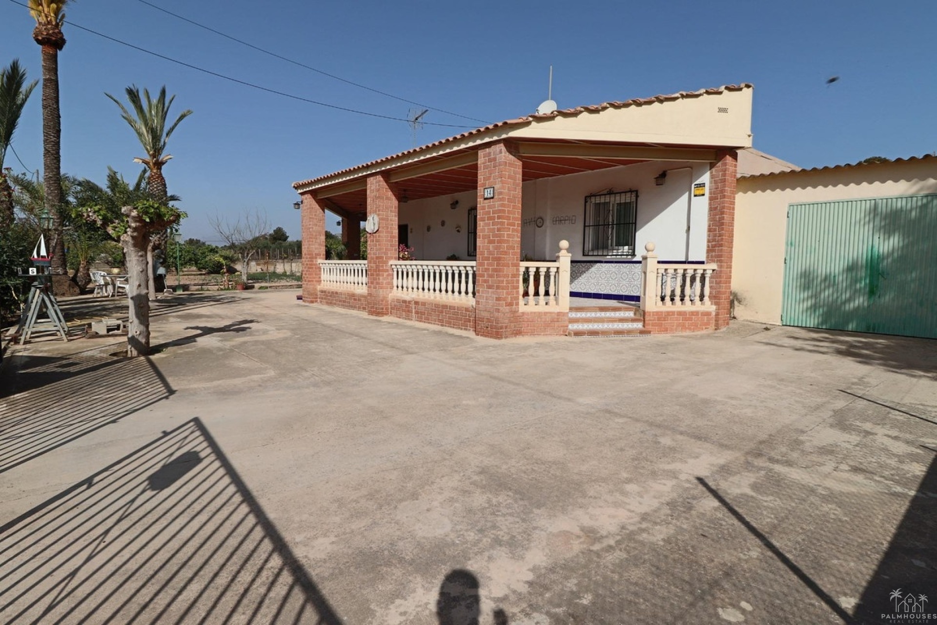 Resale - Villa - Benidorm - Benidorm Centro