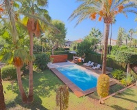 Resale - Villa - Benidorm - Benidorm Centro