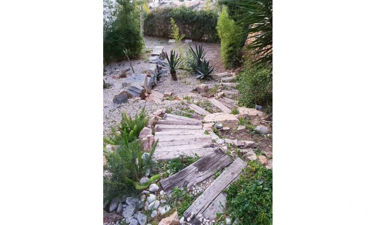Resale - Villa - Benidorm - Benidorm Centro