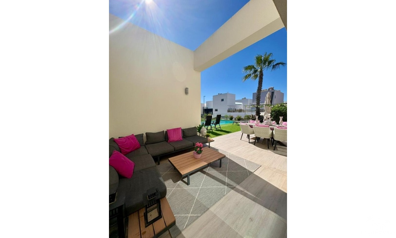 Resale - Villa - Benijofar - Costa Blanca