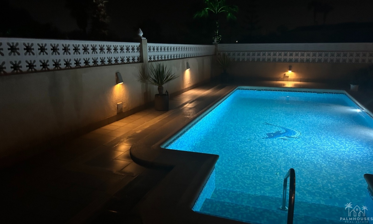 Resale - Villa - Benijofar - Monte Azul