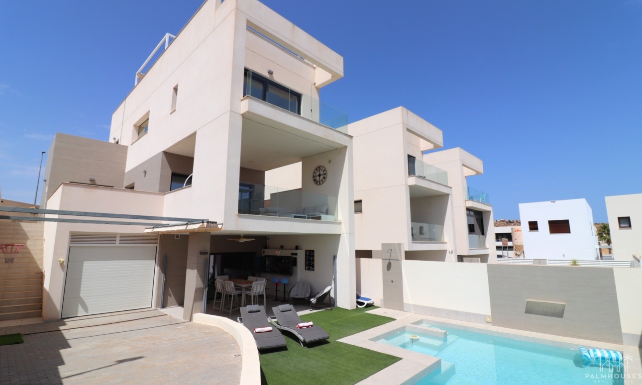 Resale - Villa - Benijofar